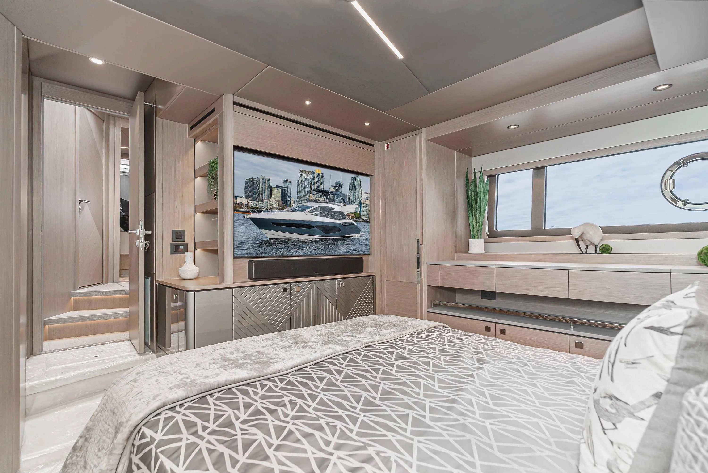 Sunseeker Manhattan 55 photo 4