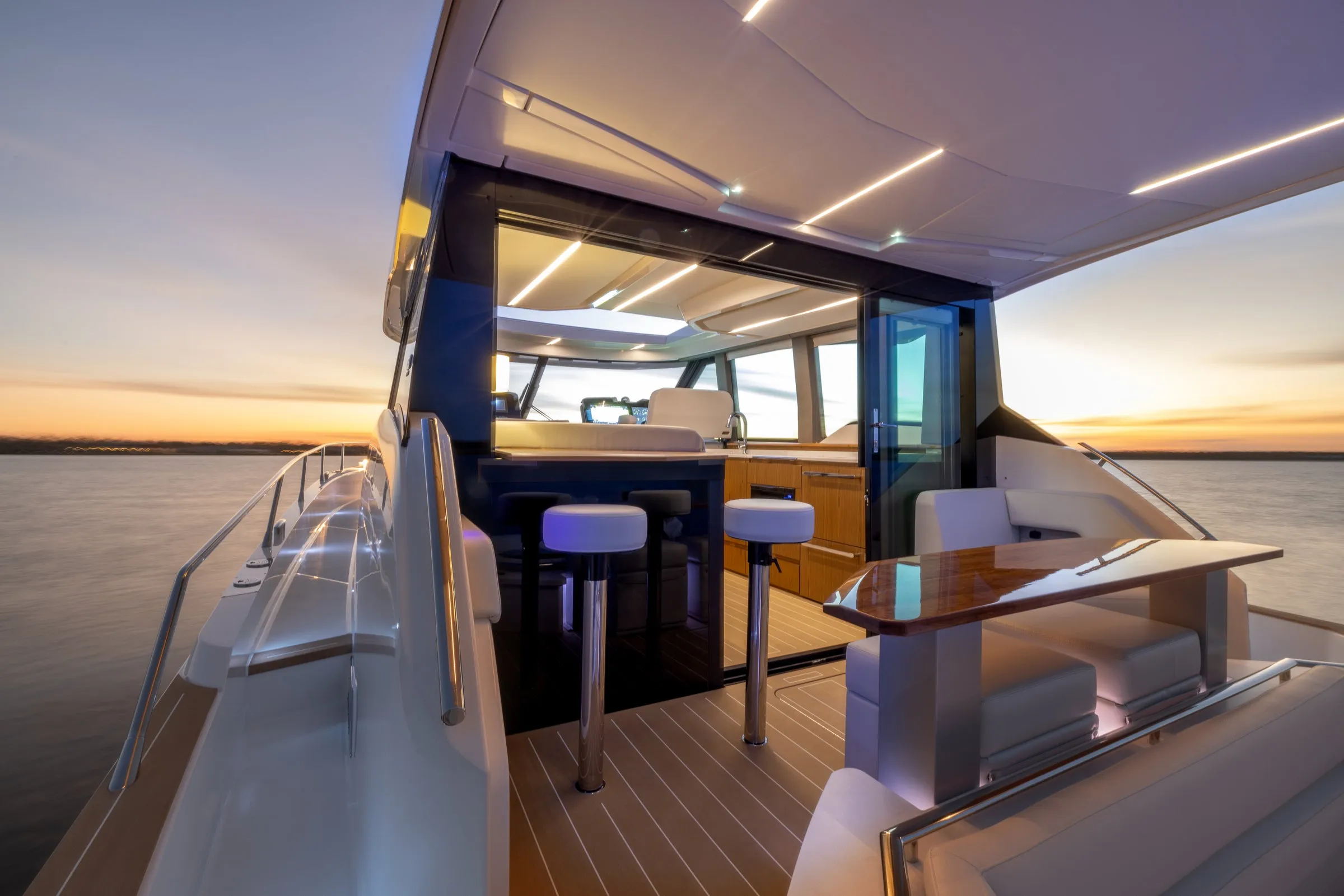 Tiara Yachts EX 54