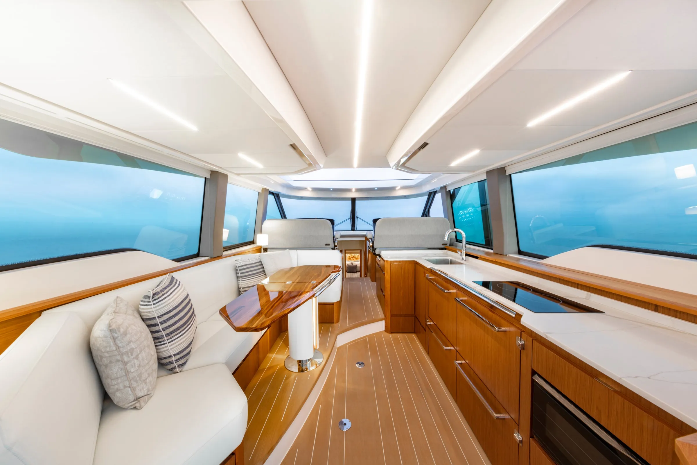 Tiara Yachts EX 60 photo 5